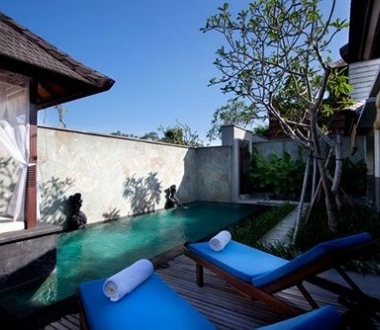 The Khayangan Dreams Villa Seminyak